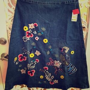 Sequins and birds skirt